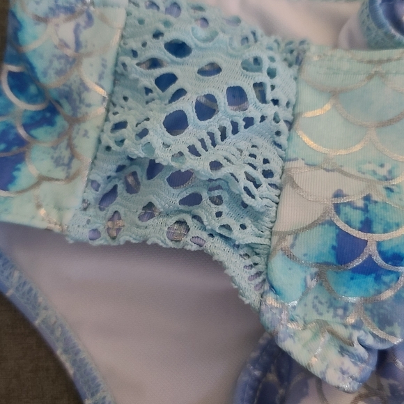 FREE w purchase! 4T bikini bottom - Picture 5 of 7